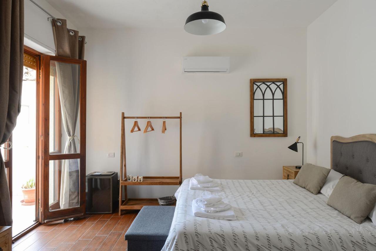 Giosuero Beach Alghero Eksteriør billede